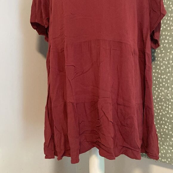Torrid Rust Tiered Crepe Lightweight Button Back Short Sleeve Blouse Size 2 - Picture 3 of 8